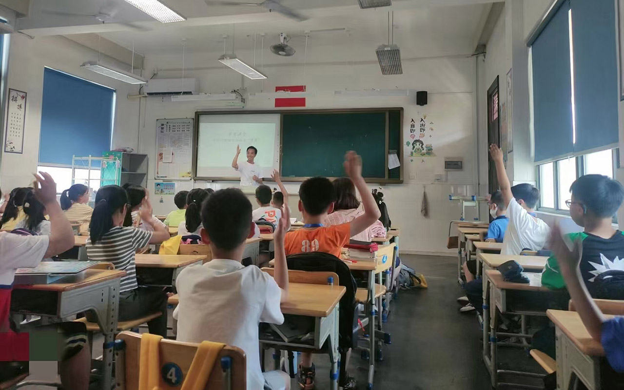 天河冯家小学